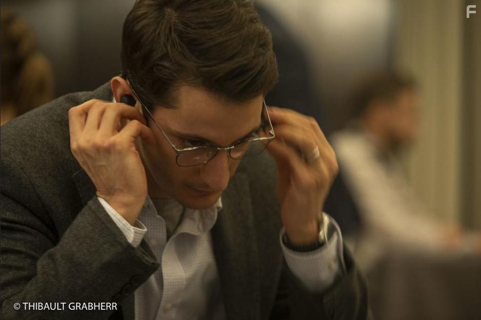 Pierre Niney in Bote noire (2021)