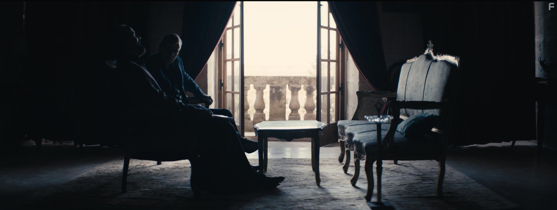 Темная жизнь великого герцога Корсики