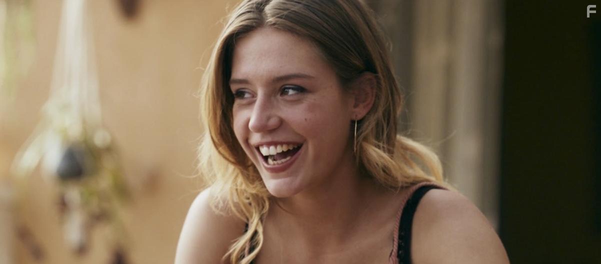 Adle Exarchopoulos in BAC Nord (2020)