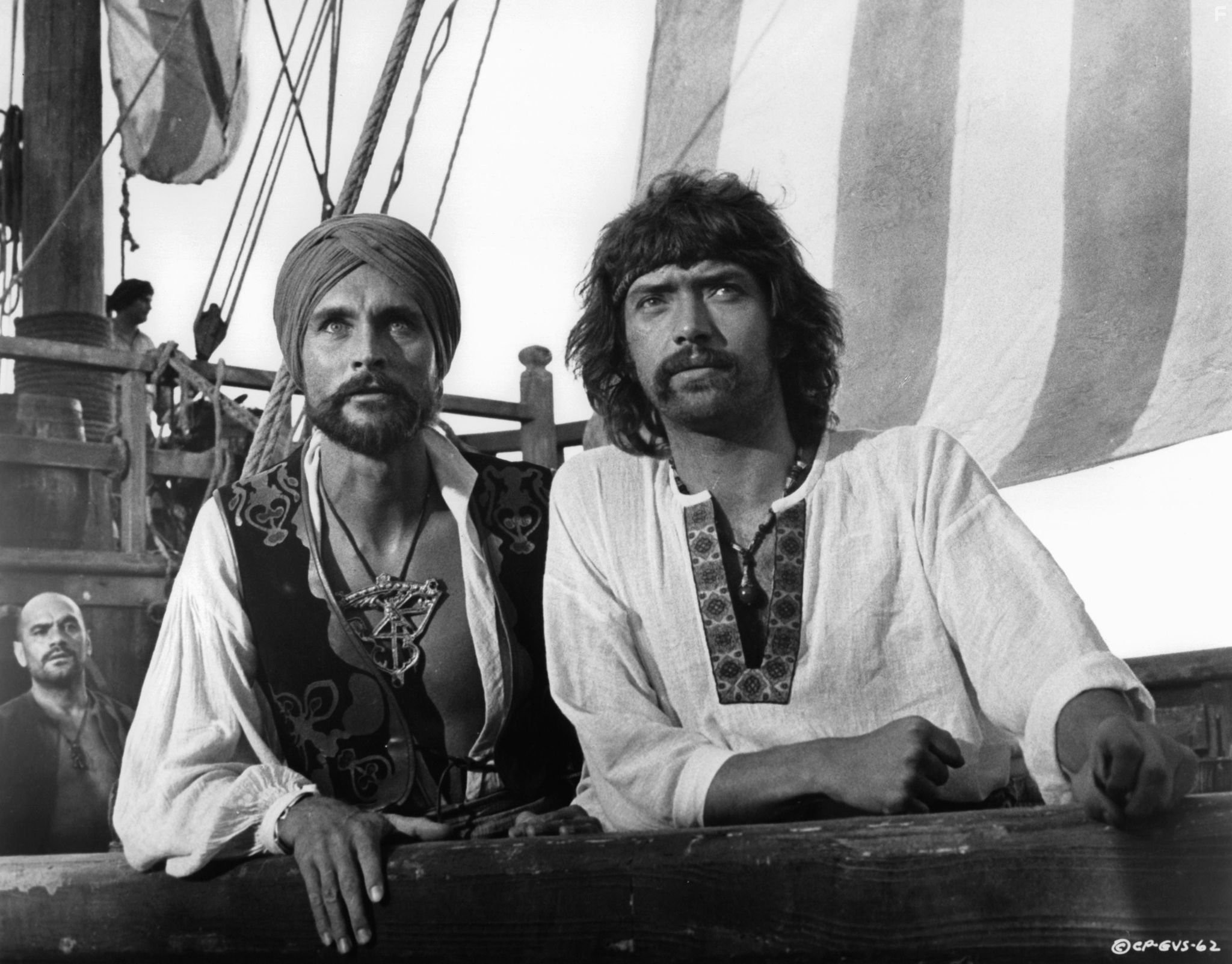 John Phillip Law, Aldo Sambrell, and Martin Shaw in Золотое путешествие Синдбада (1973)