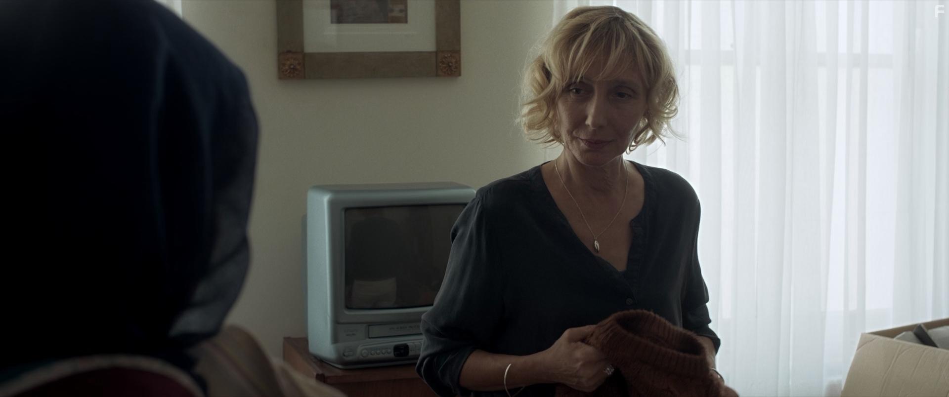 Nathalie Richard in After Love (2020)