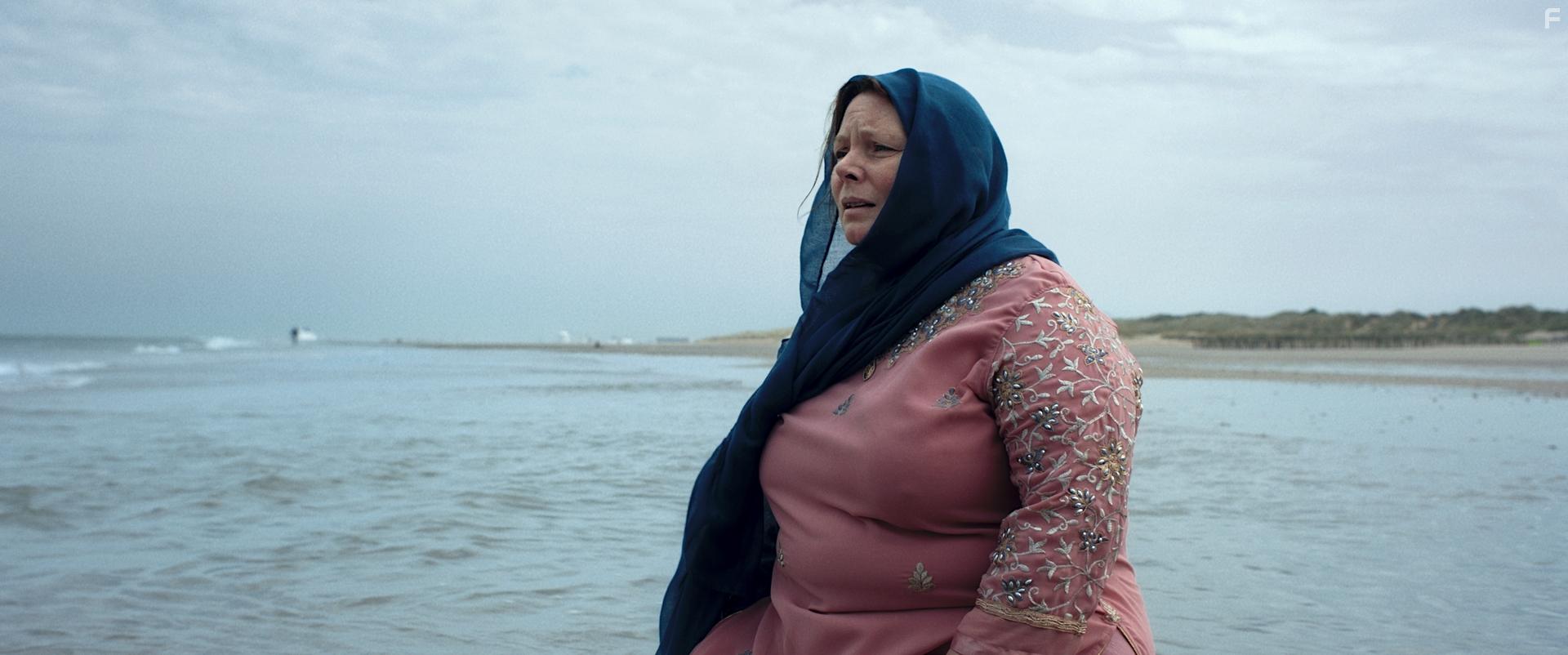 Joanna Scanlan in After Love (2020)