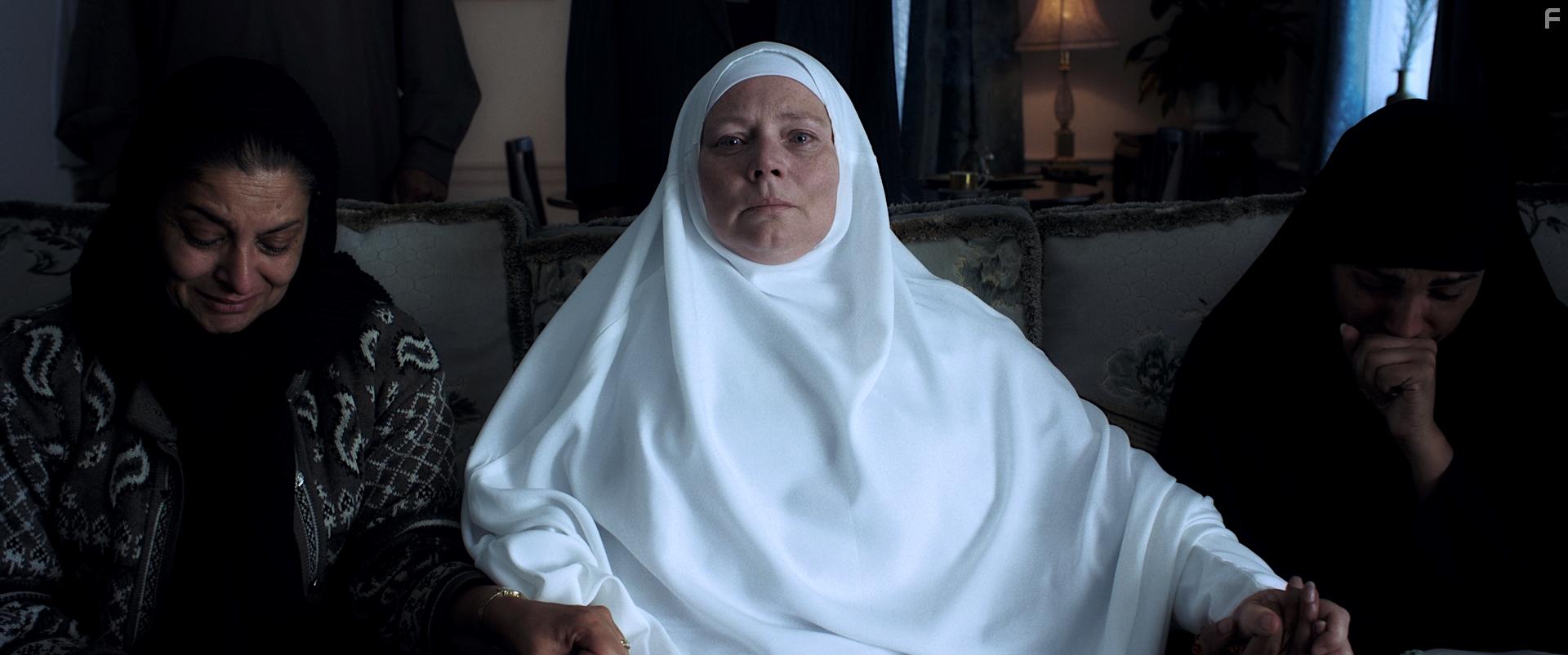 Joanna Scanlan in After Love (2020)