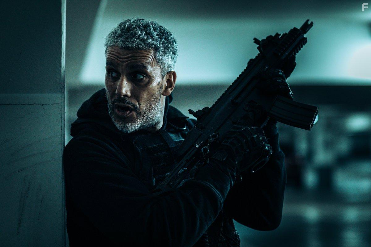 Braqueurs: La srie (2021)