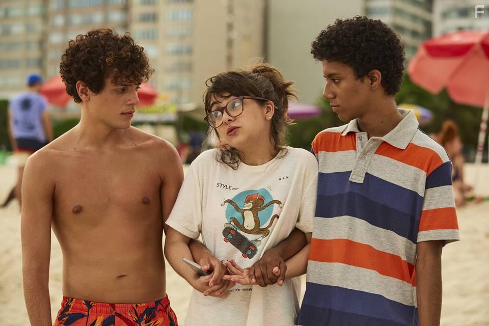 Klara Castanho, Gabriel Lima, and Marcus Bessa in Confisses de uma Garota Excluda (2021)
