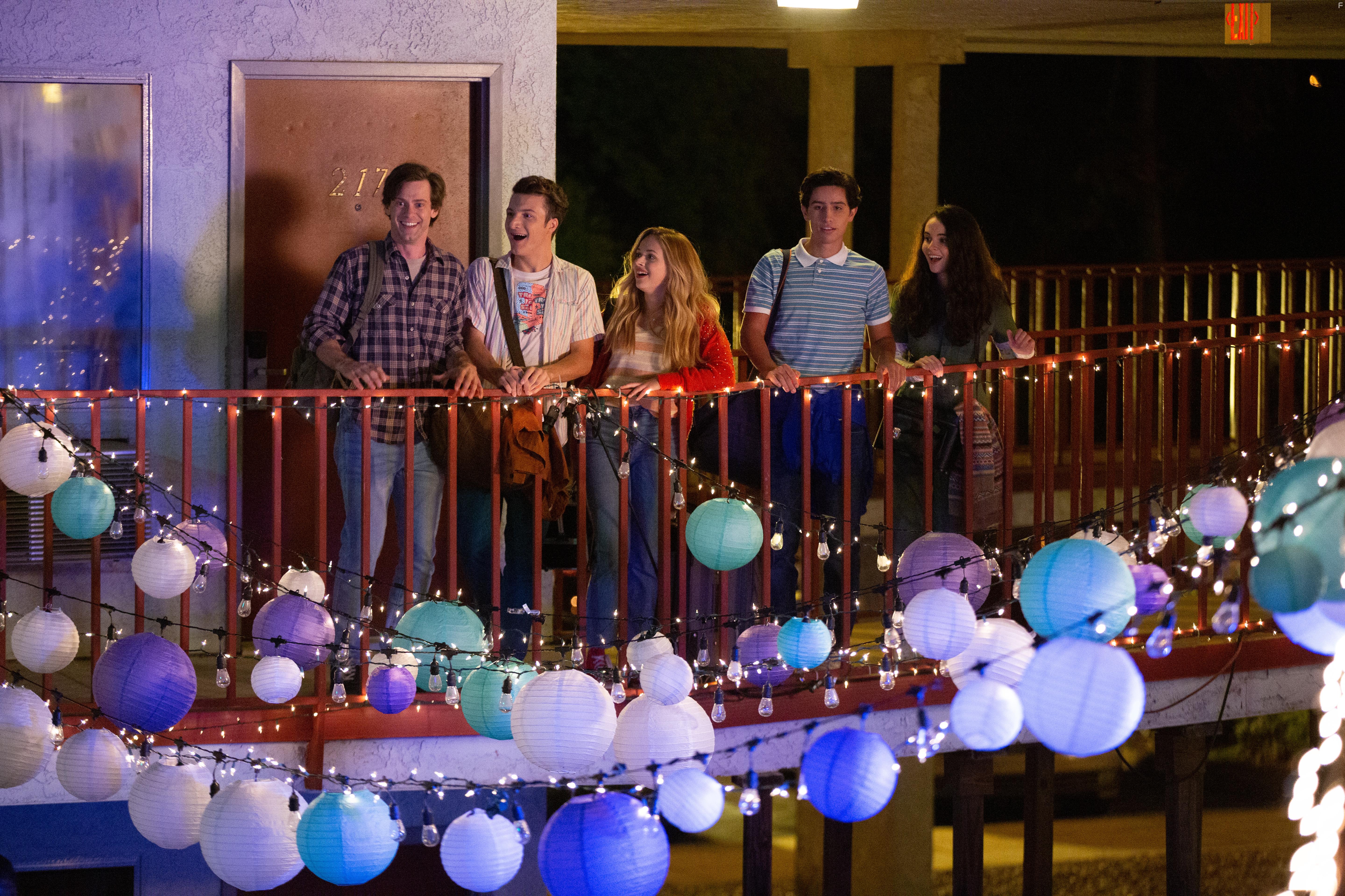 Bug Hall, Lorenzo James Henrie, Vanessa Marano, Jake Short, and Alyssa Jirrels in This Is the Year (2020)