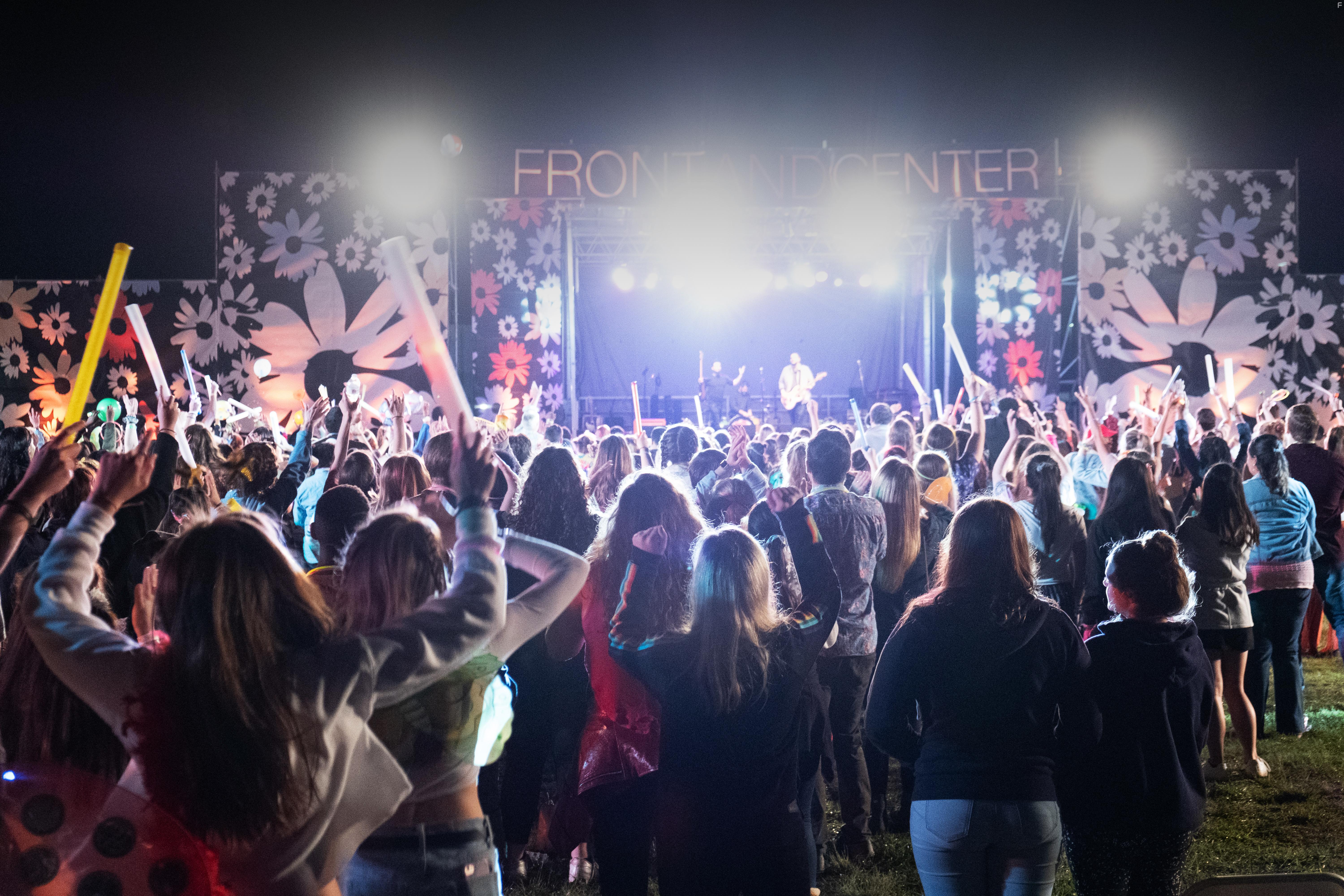 Bug Hall, Nathanael Vorce, Leo Severino, Pepe Portillo, Benjamin Zecker, Alexis Johnson, Marcus Heleker, and Sienna Aquilini in This Is the Year (2020)