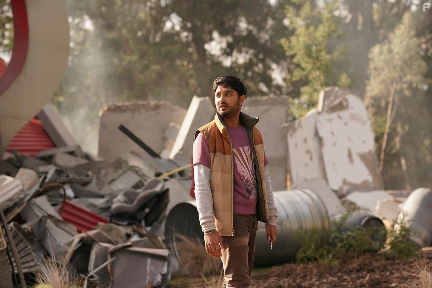 Rohan Mirchandaney in La Brea (2021)