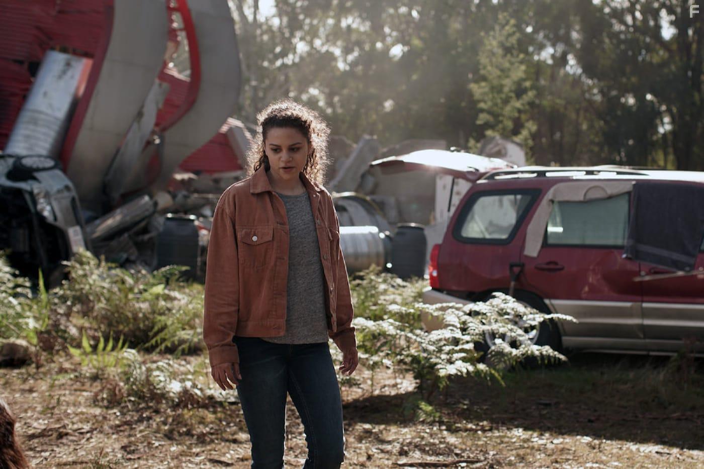 Lily Santiago in La Brea (2021)