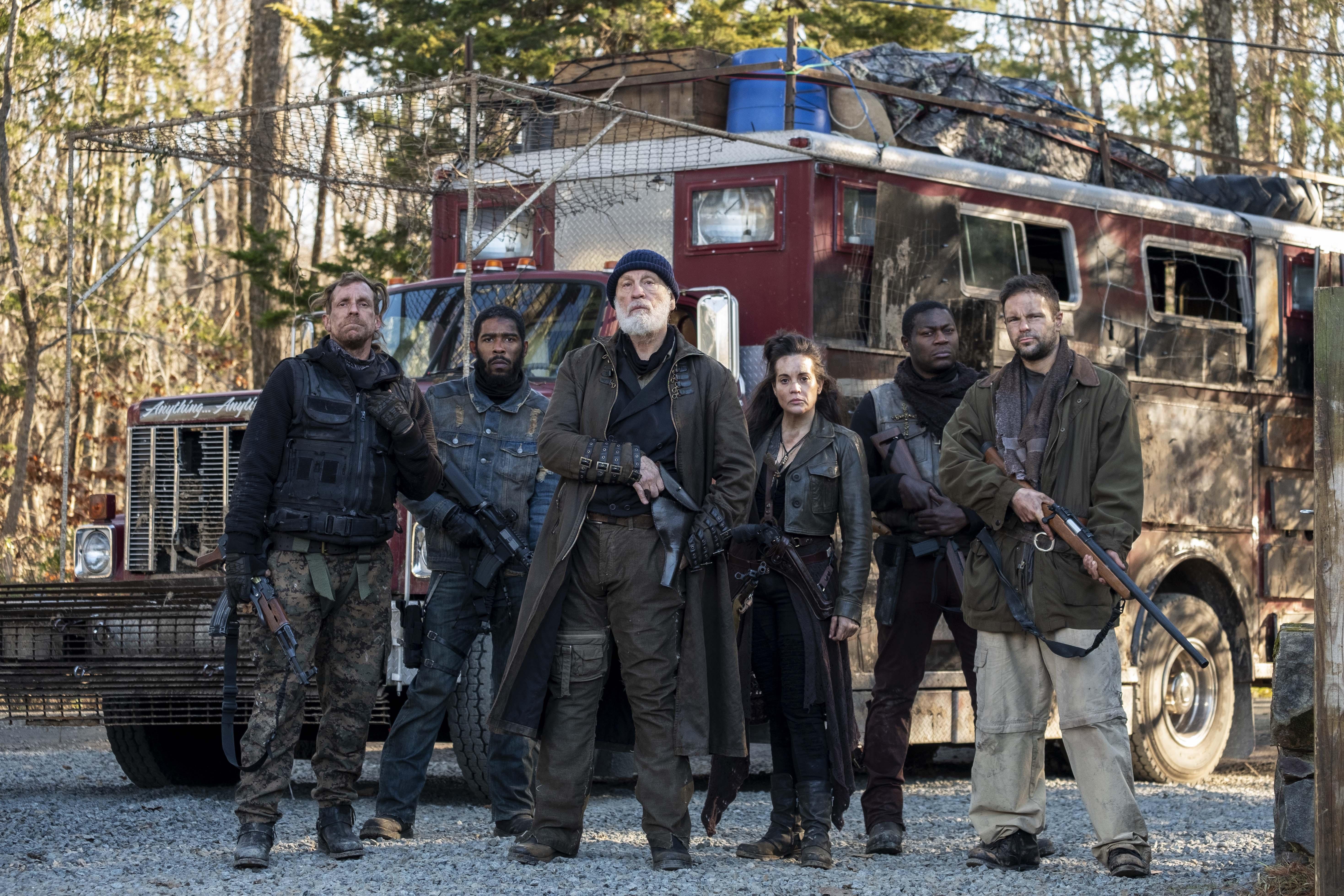 Jenna Leigh Green in The Survivalist (2021)