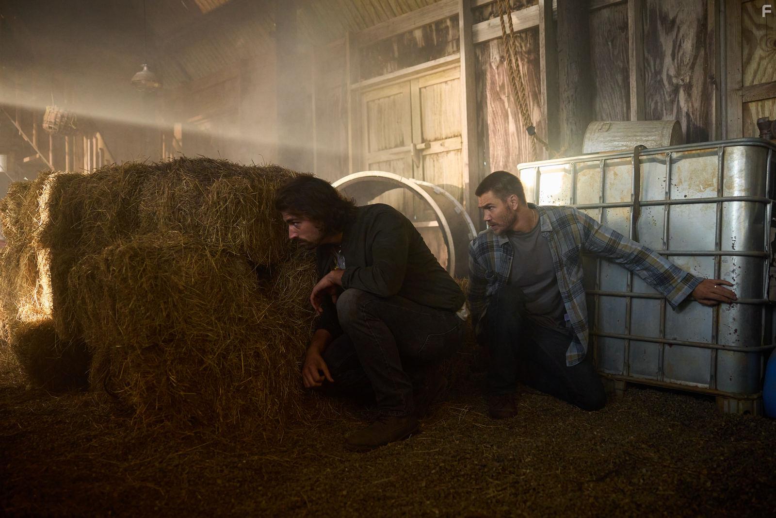 Chad Michael Murray and Swen Temmel in Killing Field (2021)