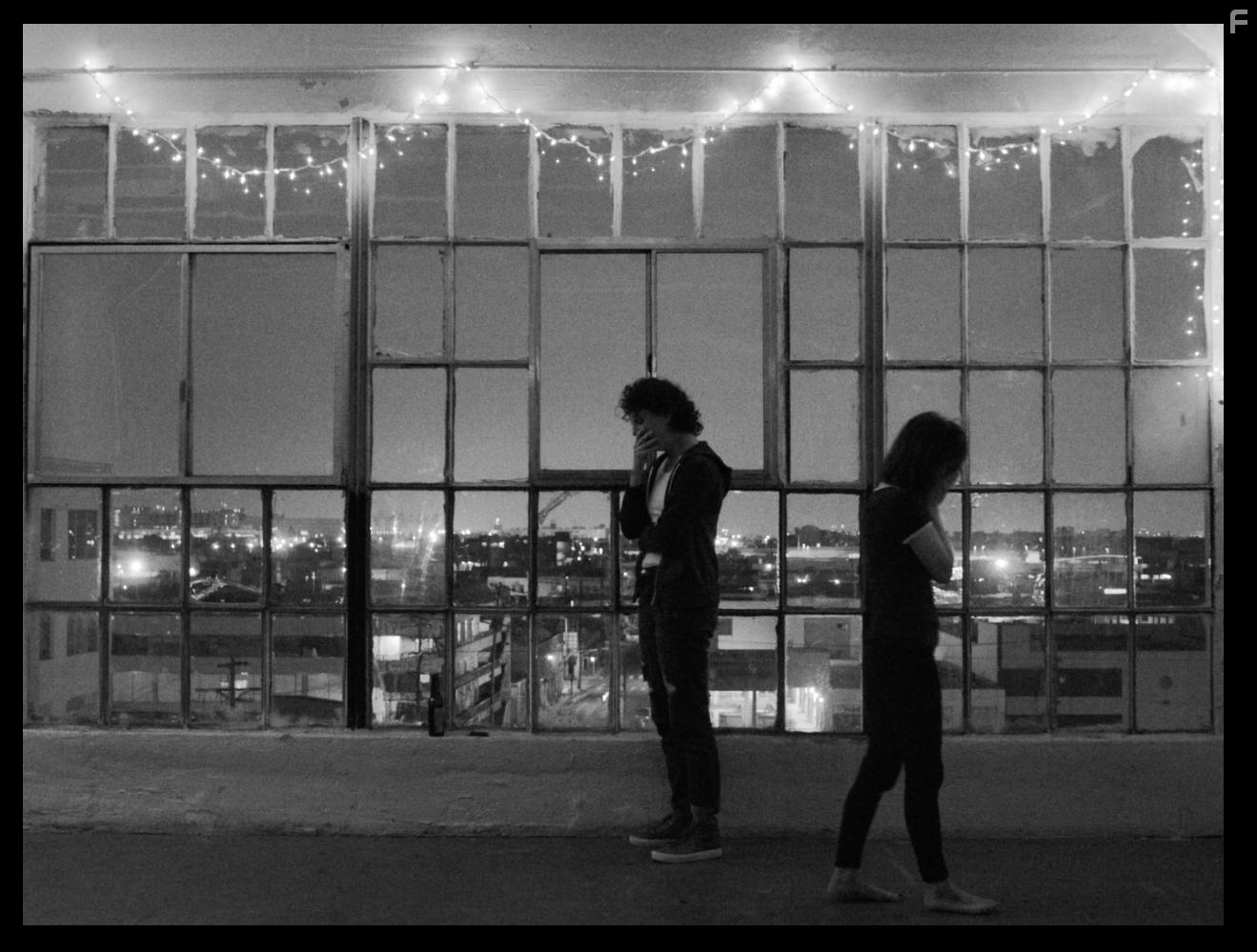 Lauren Ashley Carter and Lexi Pappas in Eating Cars (2021)