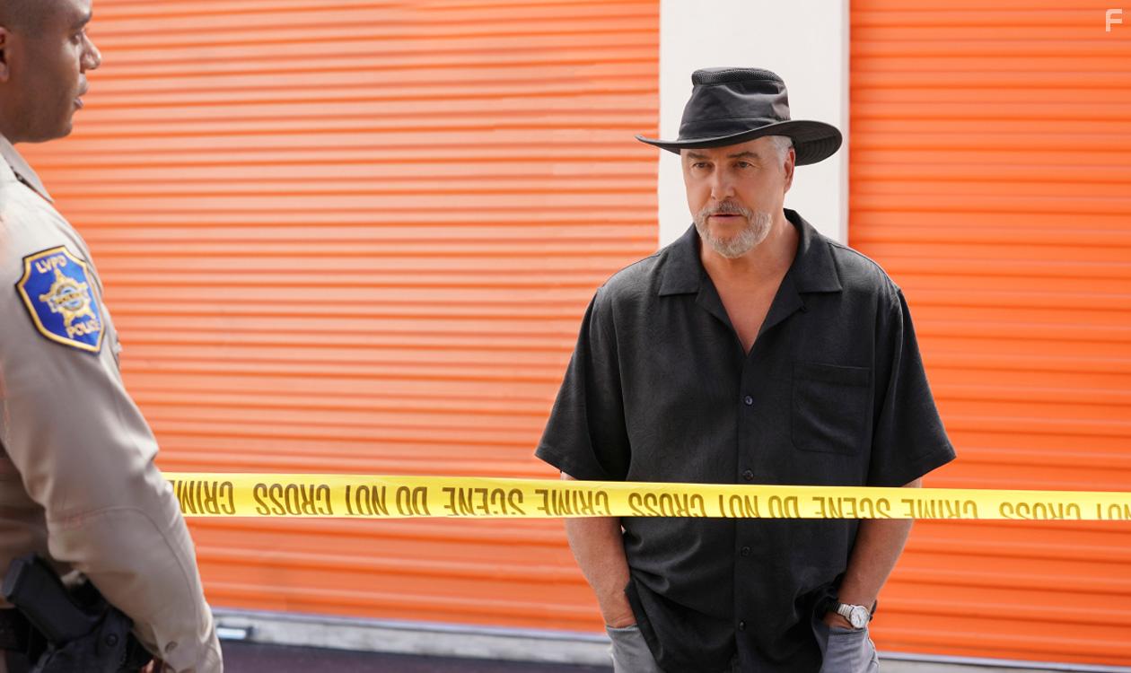 William Petersen and Freddie Basnight in CSI: Vegas (2021)