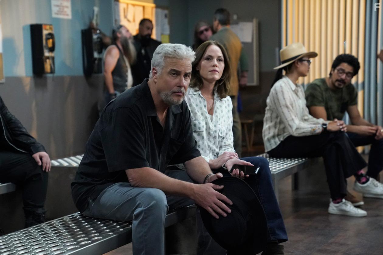 Jorja Fox and William Petersen in CSI: Vegas (2021)
