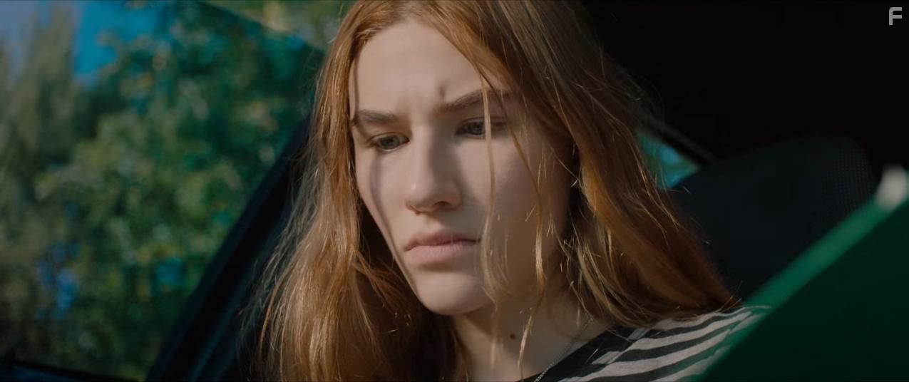 Sofia Hublitz in Ida Red (2021)