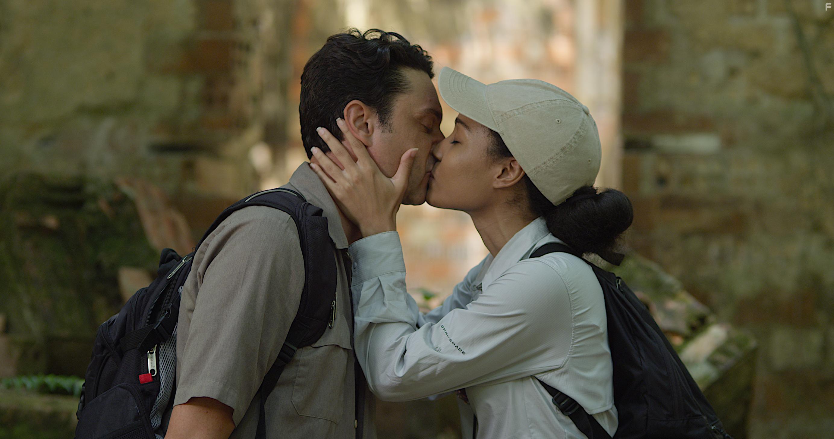 Clayton Meek and Cristina Encarnacion in Queen of the Amazon (2021)