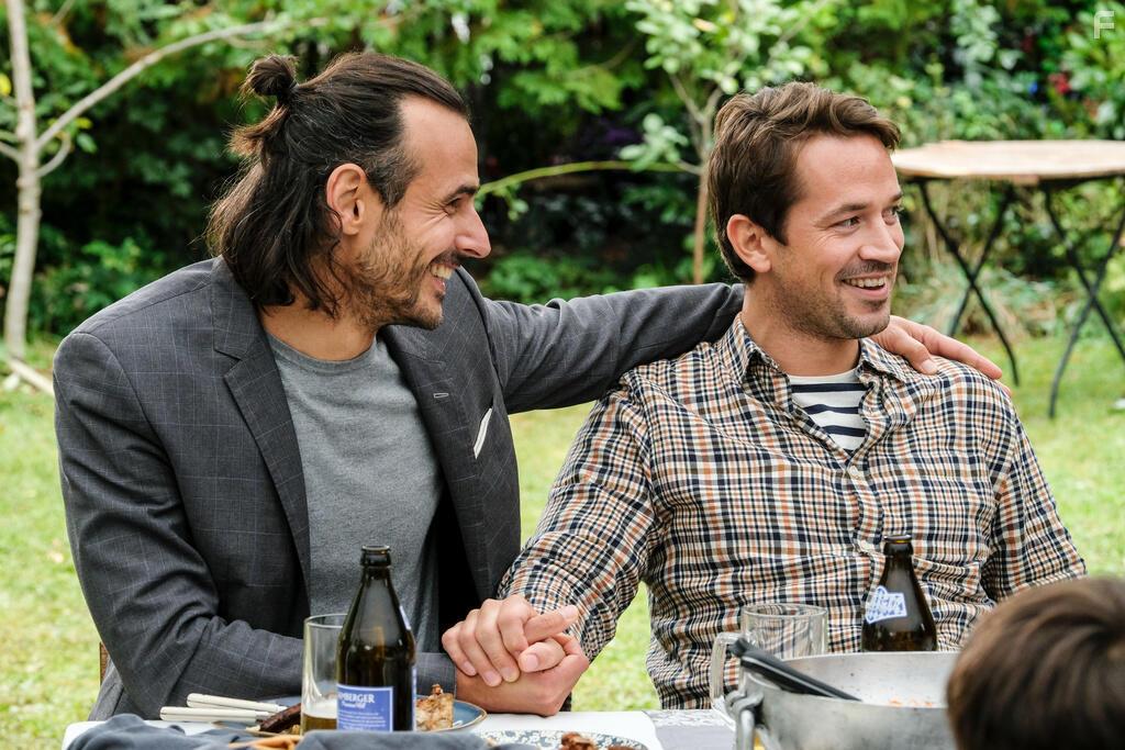 Zum Glck zurck (2021)