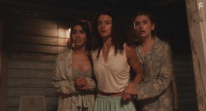 Reze-Tiana Wessels, Alex McGregor, and Frances Sholto-Douglas in Slumber Party Massacre (2021)