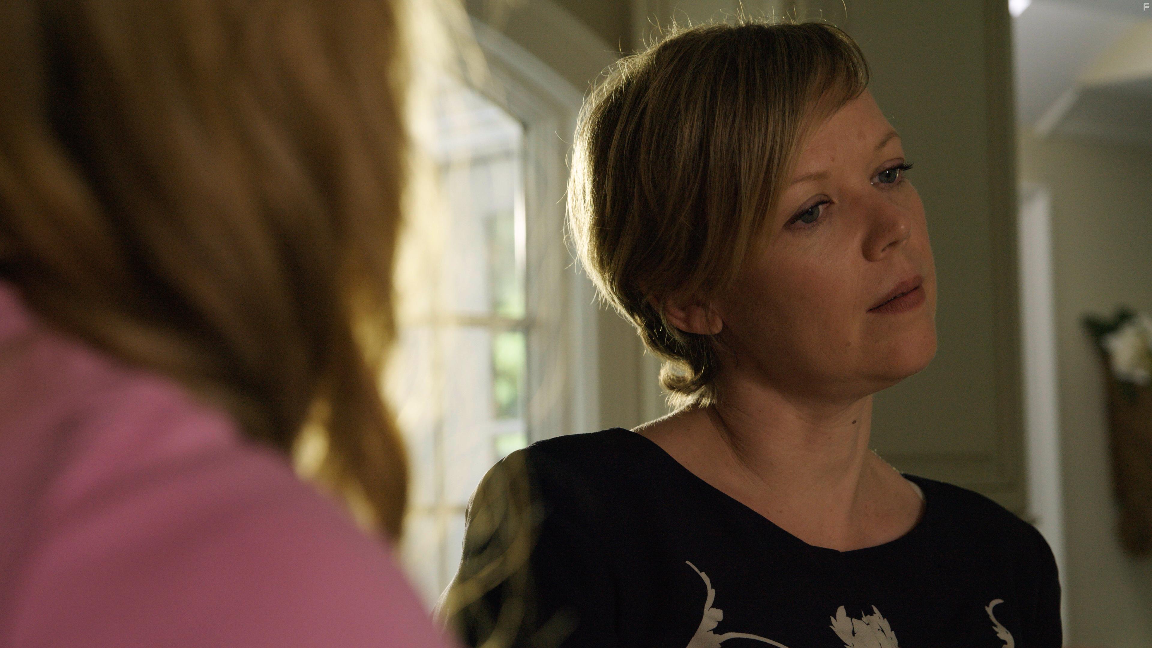 Emily Bergl and Bridget McGarry in Generation Wrecks (2021)