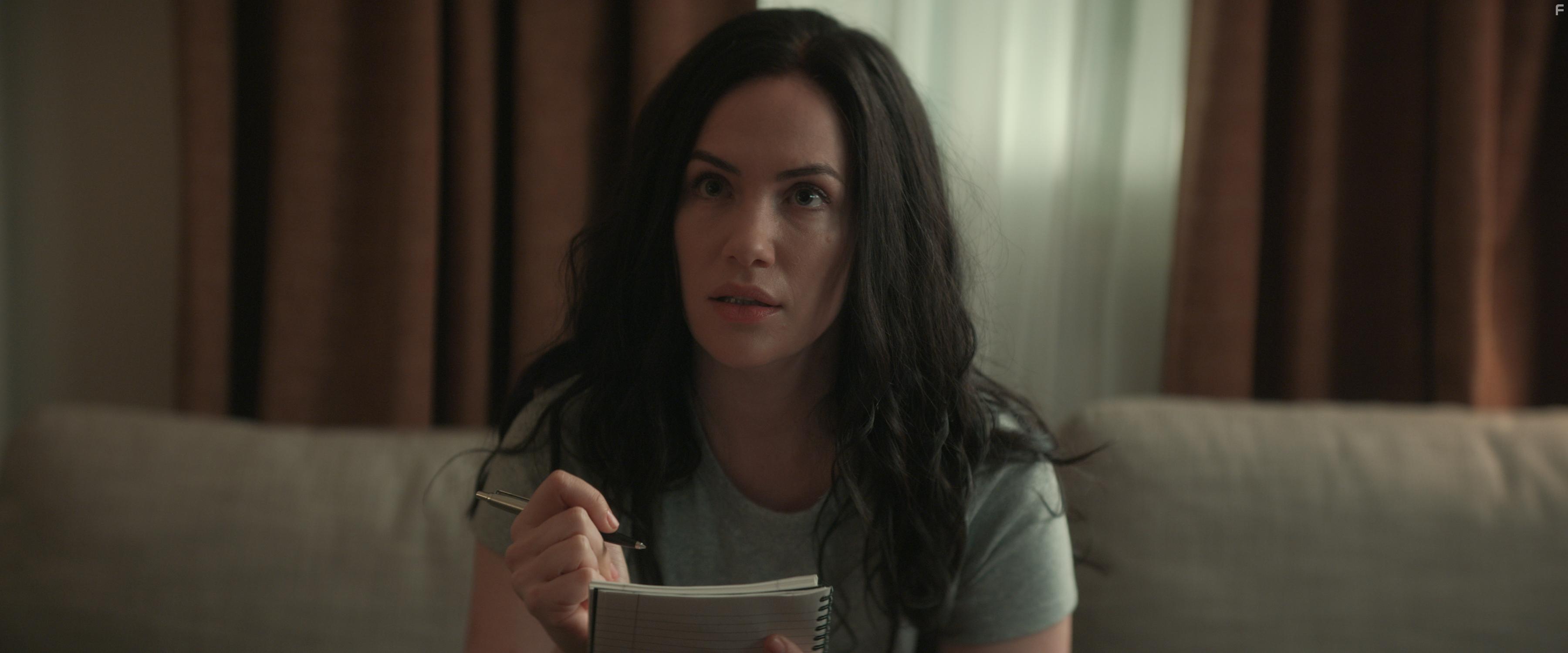 Kate Siegel in Hypnotic (2021)