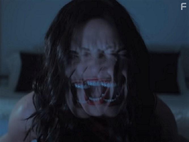 Kate Siegel in Hypnotic (2021)