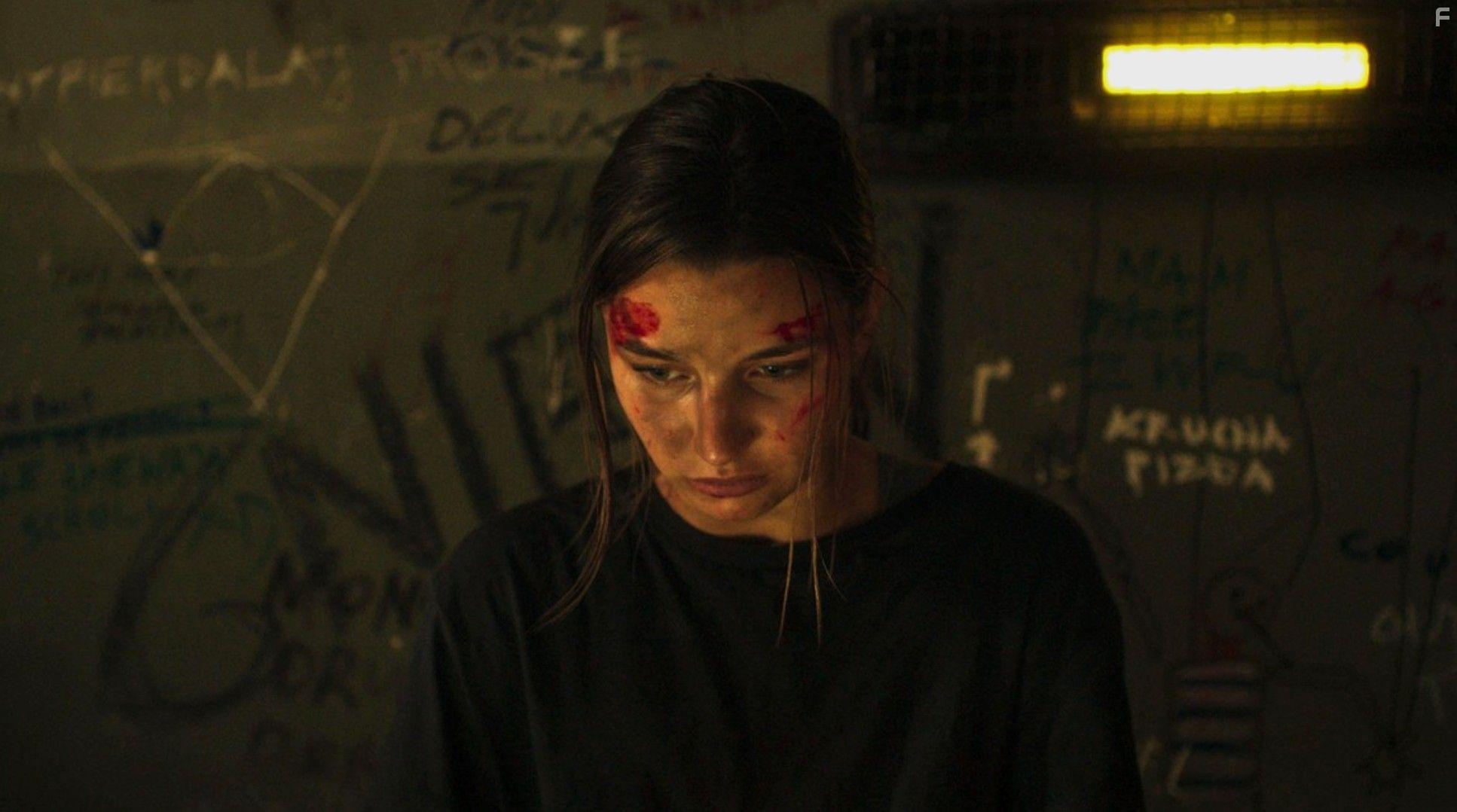 Julia Wieniawa-Narkiewicz in W lesie dzis nie zasnie nikt 2 (2021)