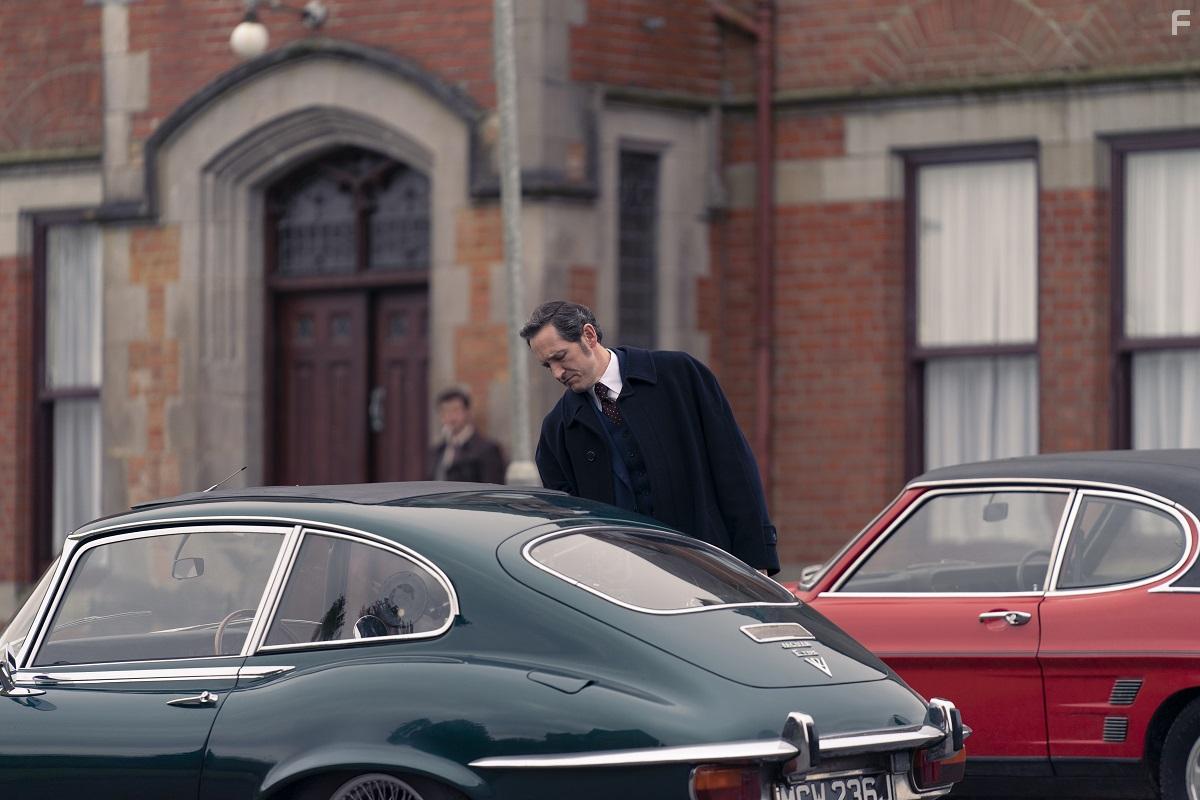 Bertie Carvel in Dalgliesh (2021)