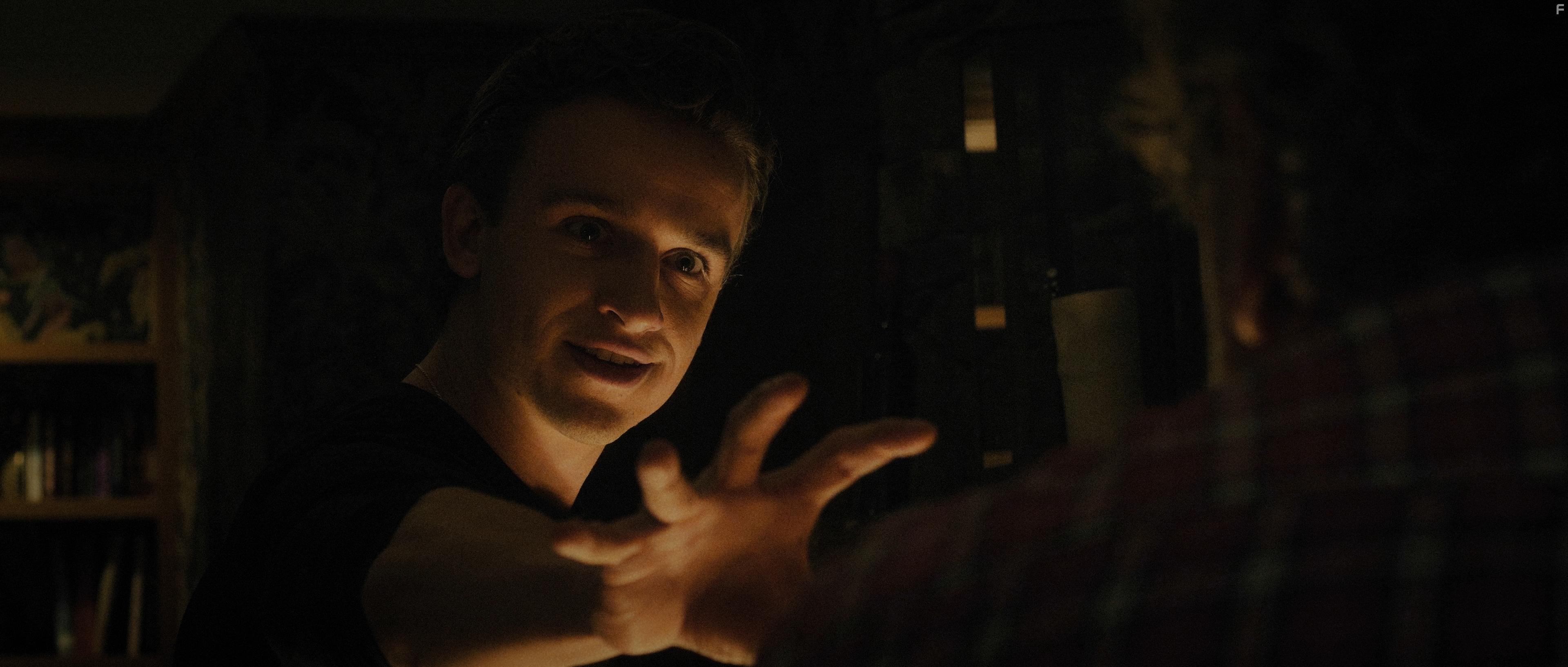 Beau Minniear in Night at the Eagle Inn (2021)