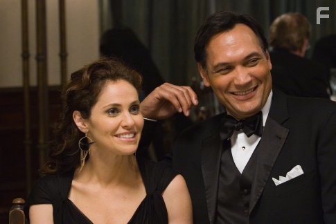 Amy Brenneman and Jimmy Smits in Жизнь по Джейн Остин (2007)
