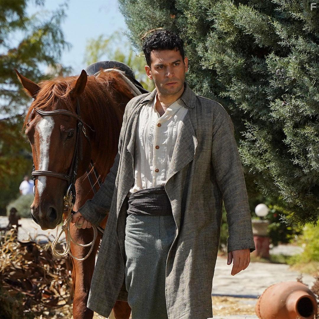 Murat Yildirim in Aziz (2021)