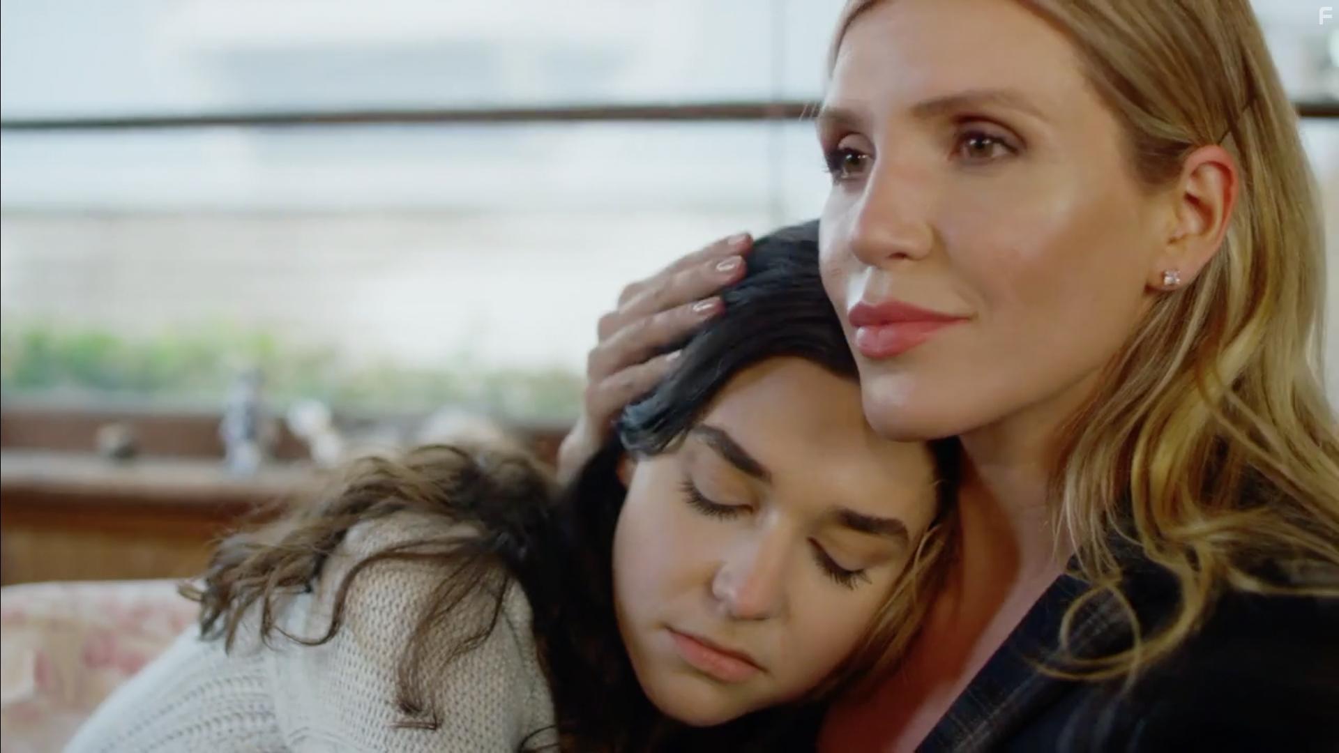 Elyse Cantor and Kate Watson in Her Deadly Groom (2020)