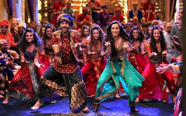 Shraddha Kapoor and Rajkummar Rao in Stree (2018)