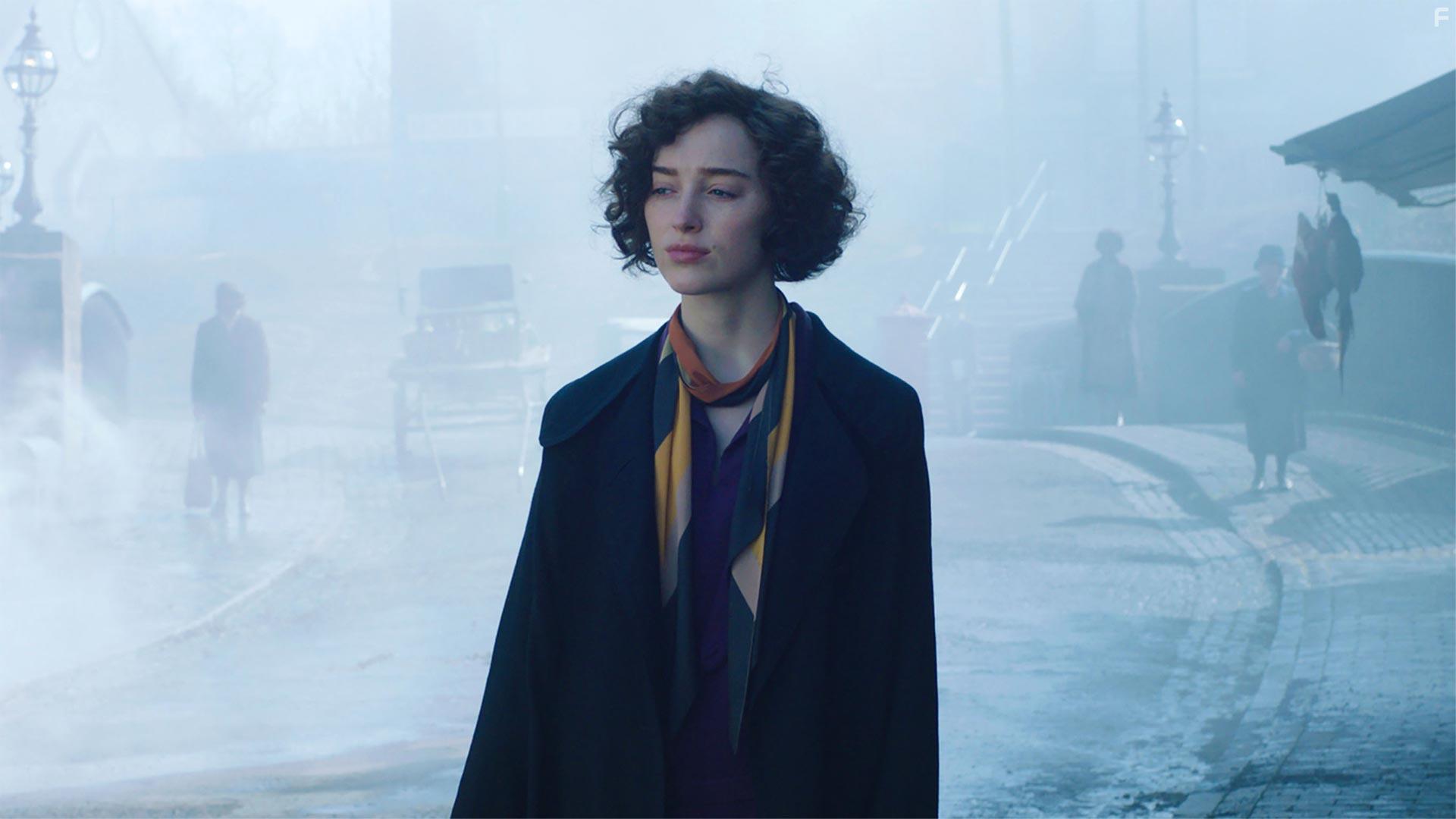 Phoebe Dynevor in The Colour Room (2021)