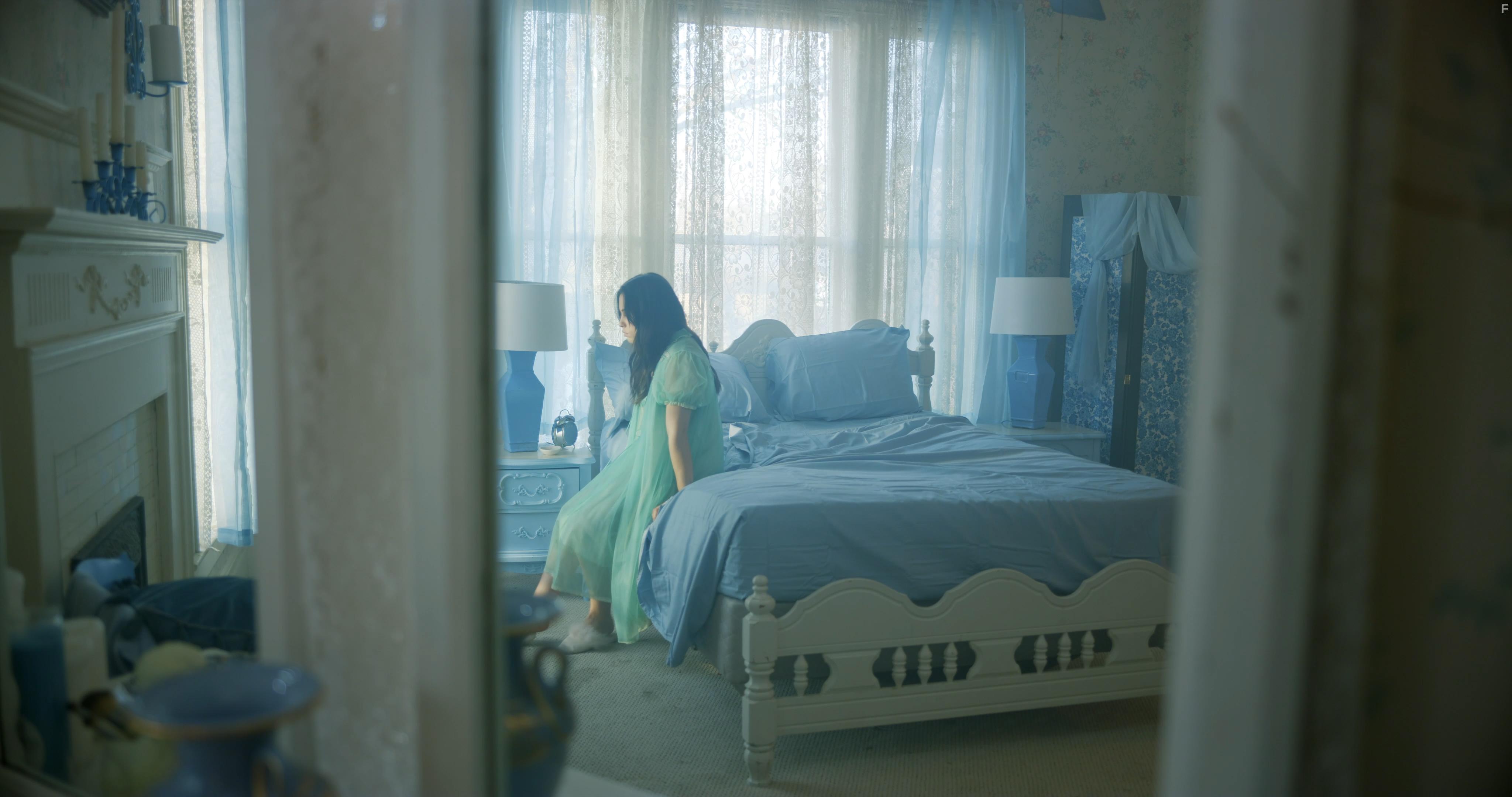 Brenna D'Amico in Night Night (2021)