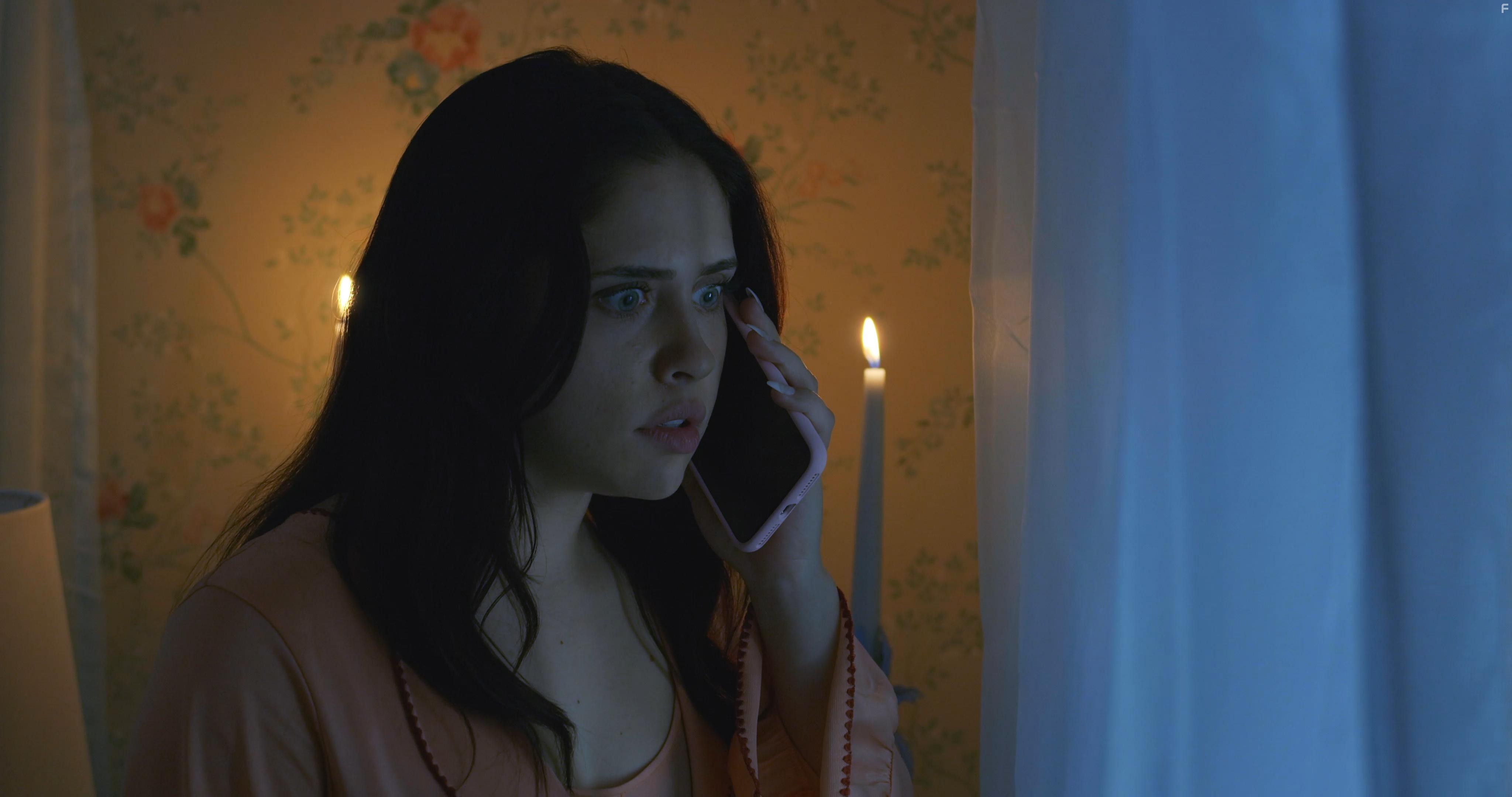 Brenna D'Amico in Night Night (2021)