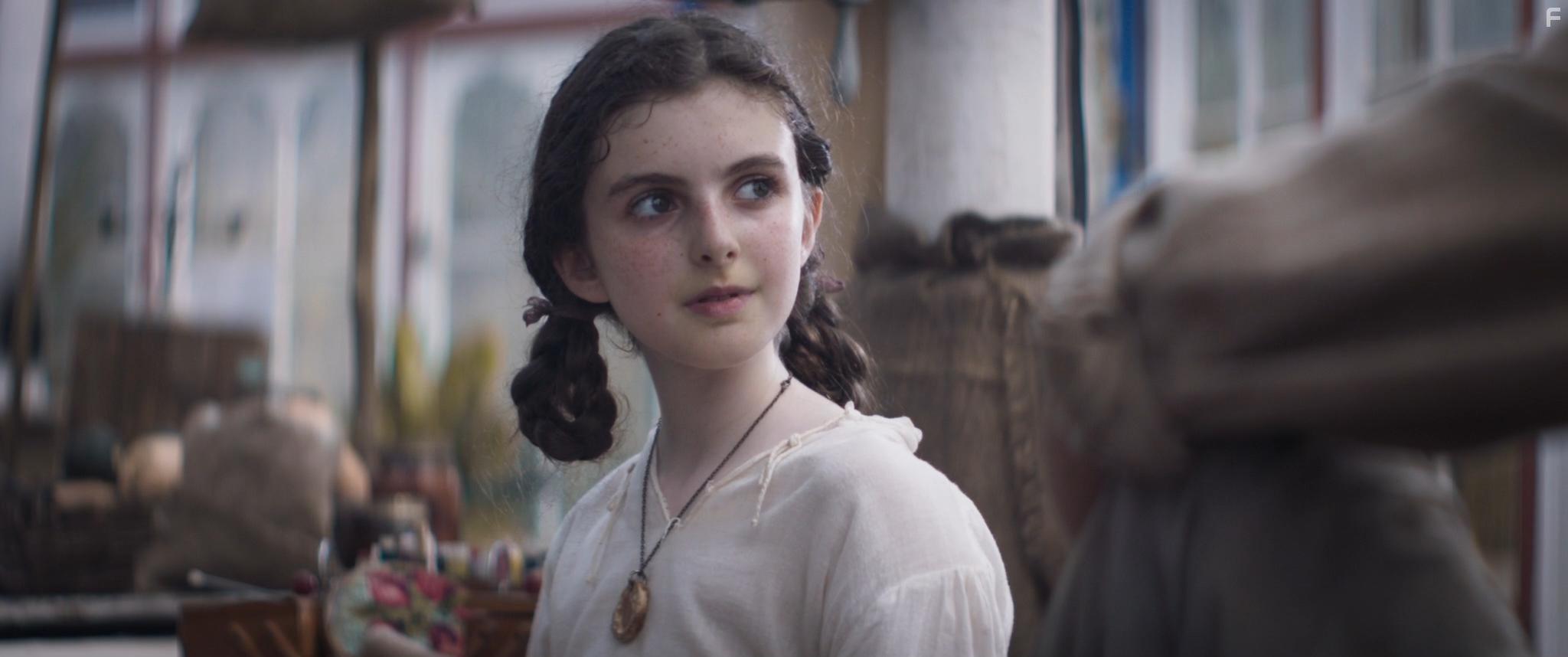 Kitty Harris in Glasshouse (2021)