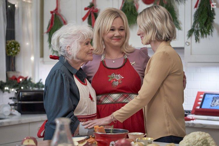 Caroline Rhea, Paula Shaw, and Kaitlin Doubleday in A Mrs. Miracle Christmas (2021)