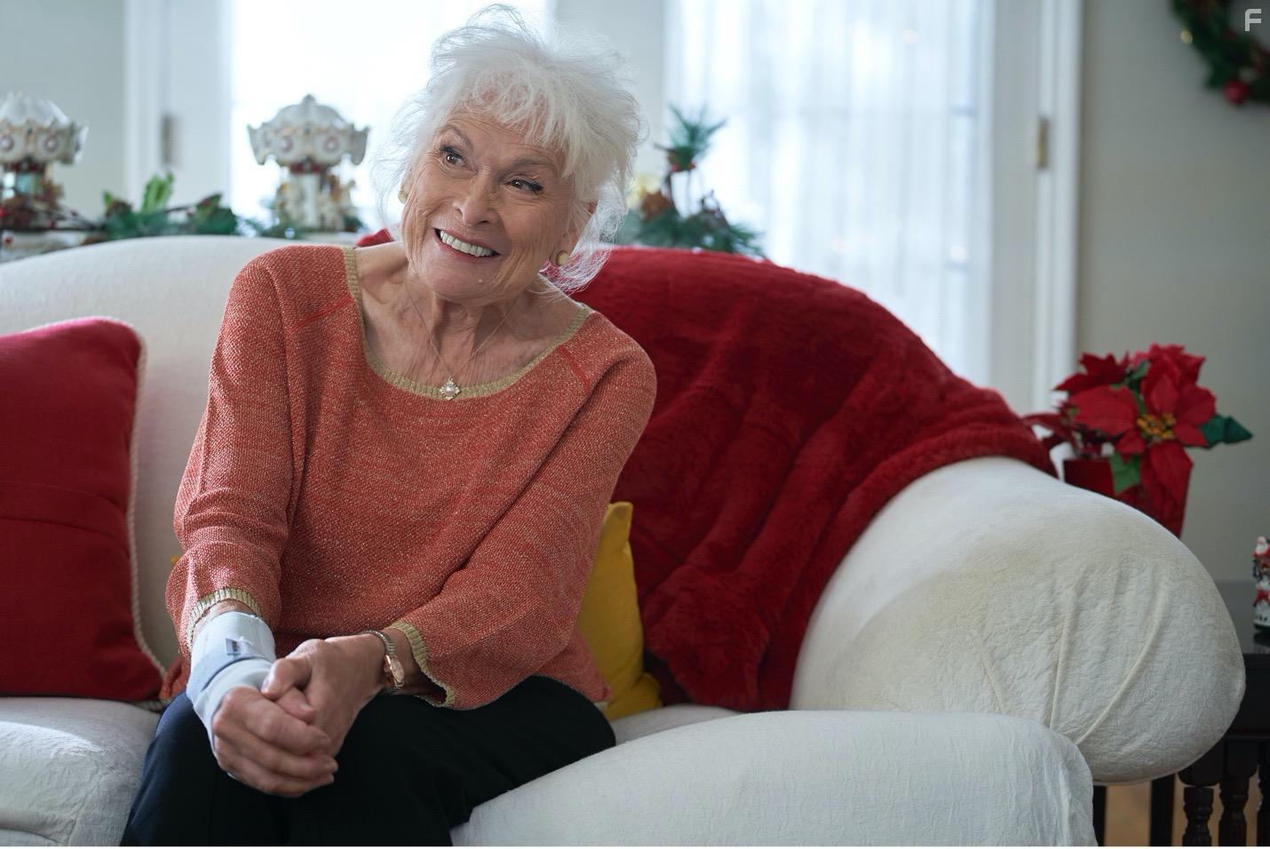 Paula Shaw in A Mrs. Miracle Christmas (2021)