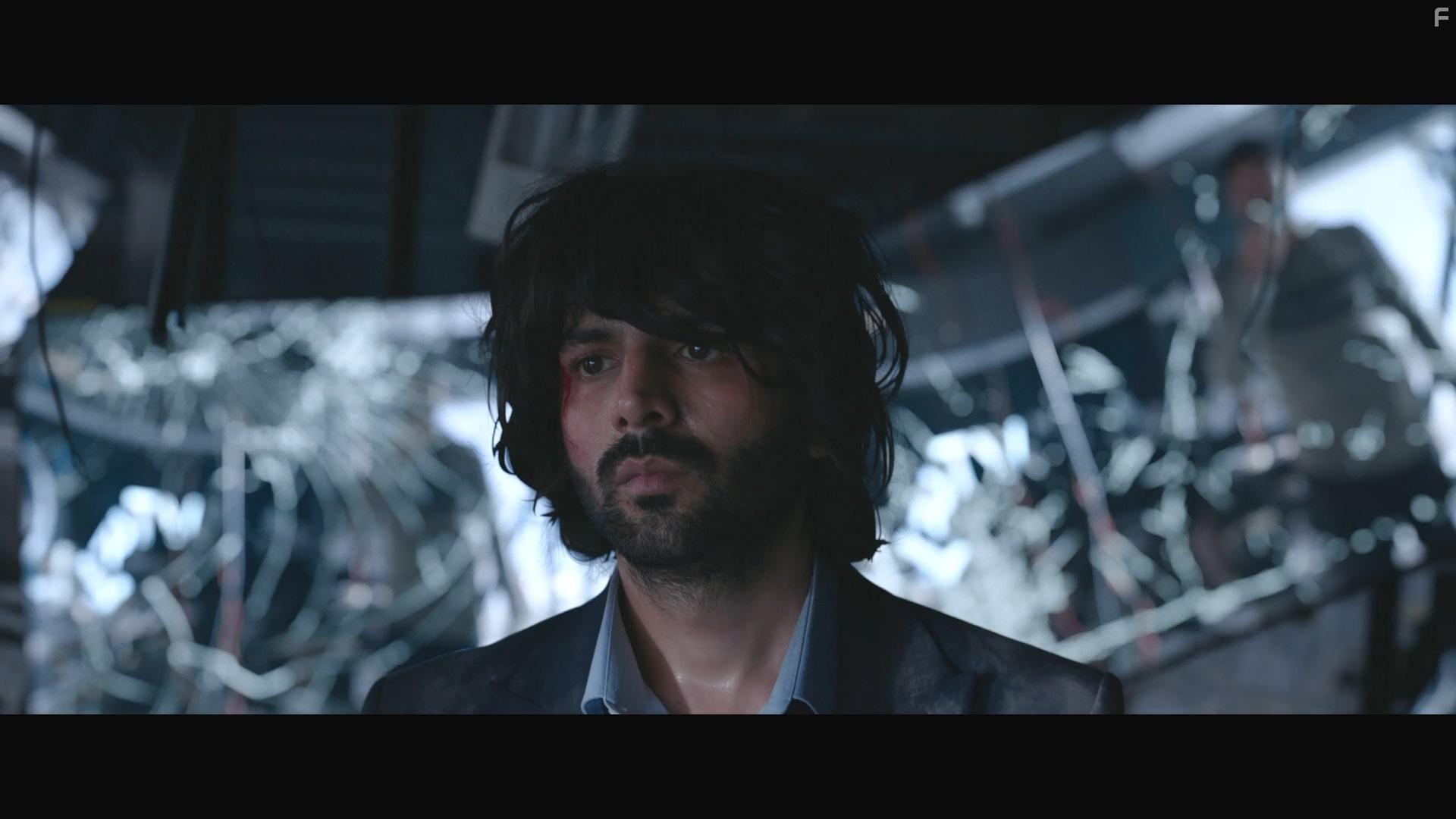 Kartik Aaryan in Dhamaka (2021)