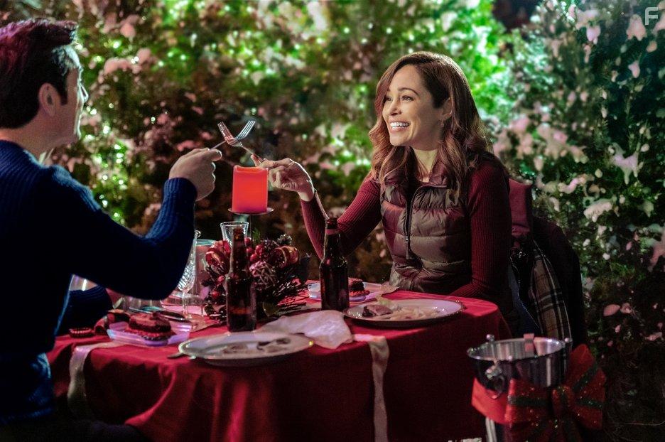 Autumn Reeser and Antonio Cupo in A Glenbrooke Christmas (2020)