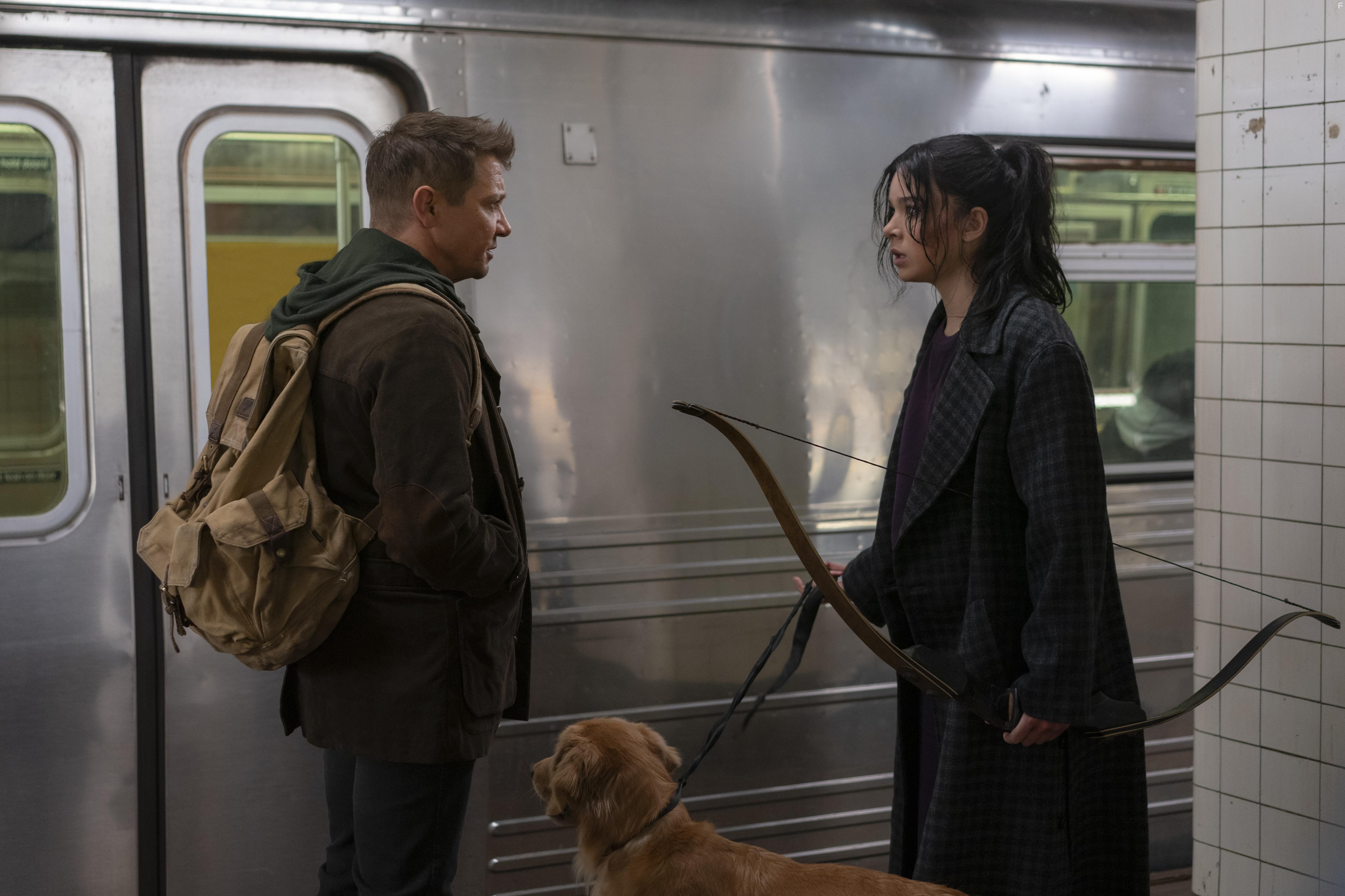 Jeremy Renner and Hailee Steinfeld in Hawkeye (2021)