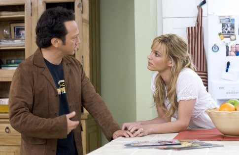 Rob Schneider and Molly Sims in Скамейка запасных (2006)