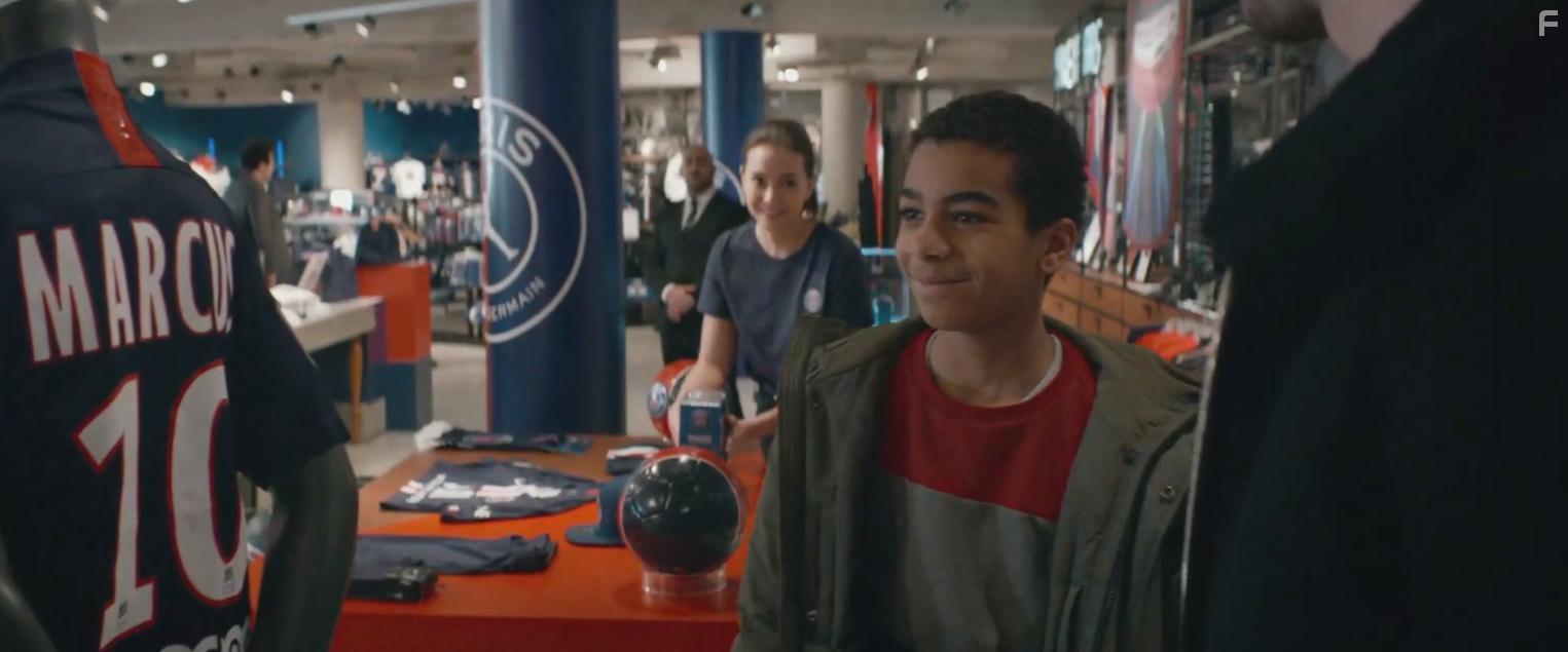 Yoann Eloundou in Envole-moi (2021)