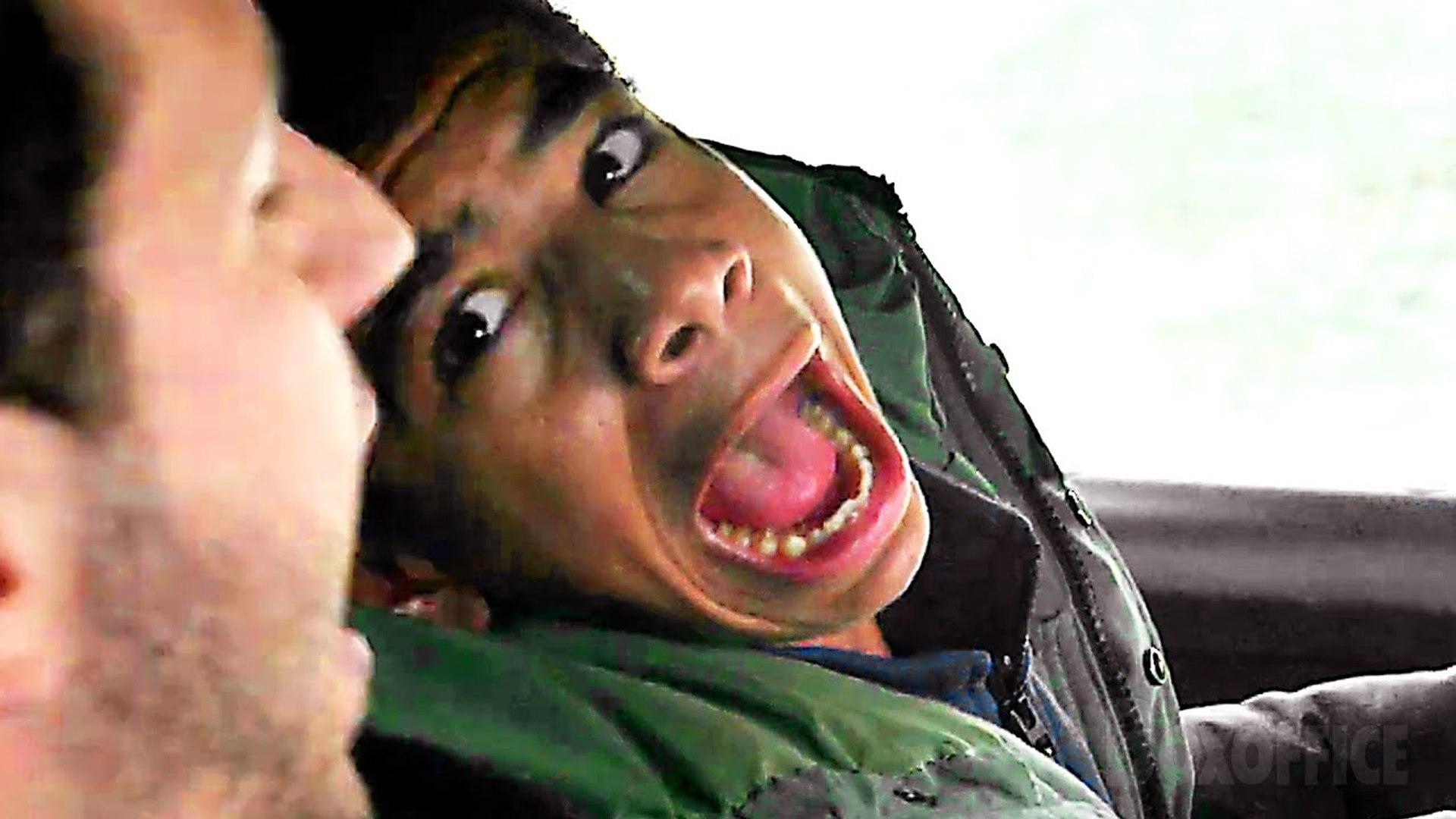 Yoann Eloundou and Victor Belmondo in Envole-moi (2021)