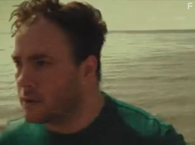 Я кричу на пляже!