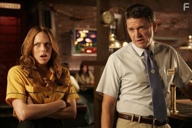 John Michael Higgins and Erin Foster in Большая жратва 2 (2009)