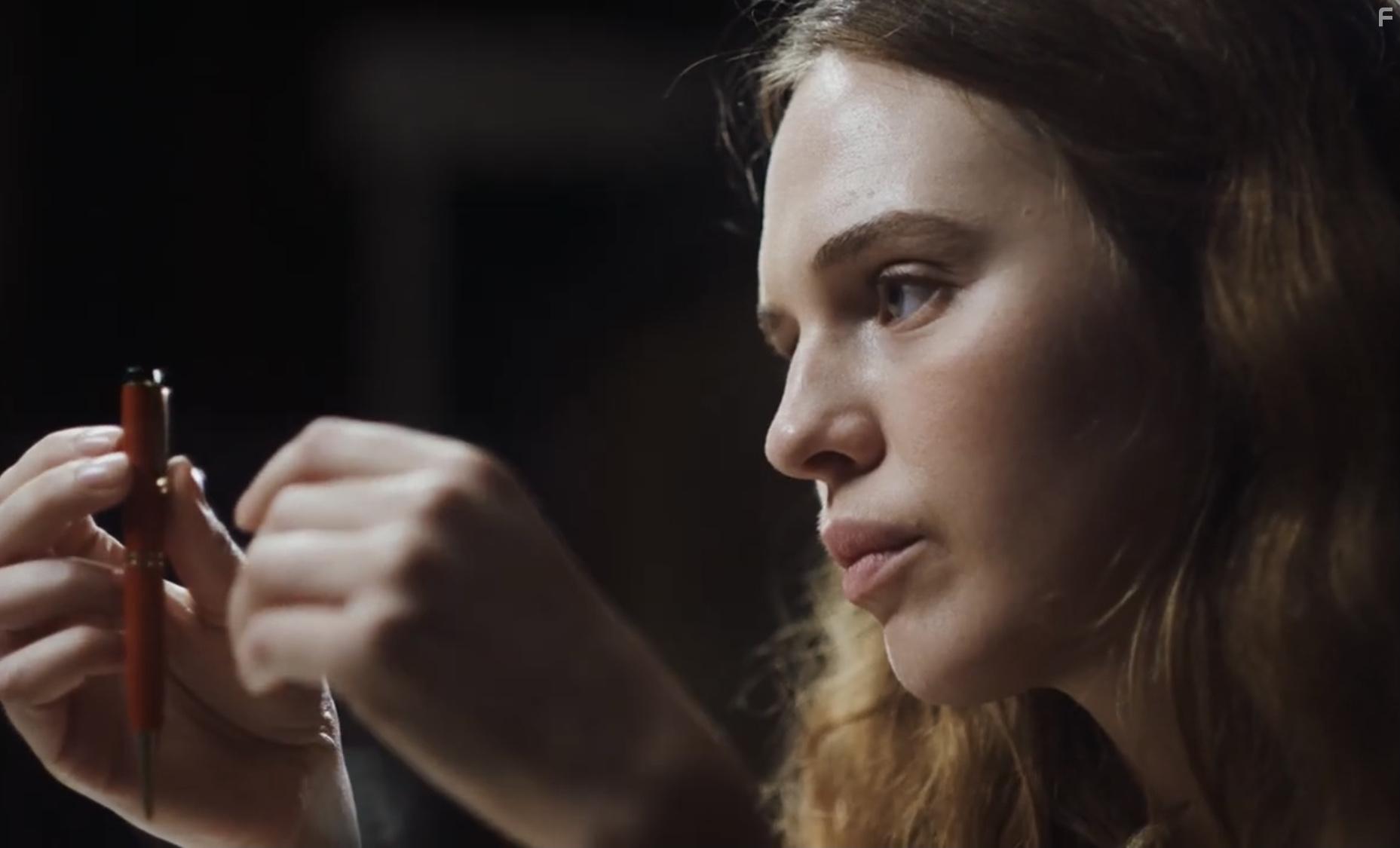 Odessa Young in Mothering Sunday (2021)