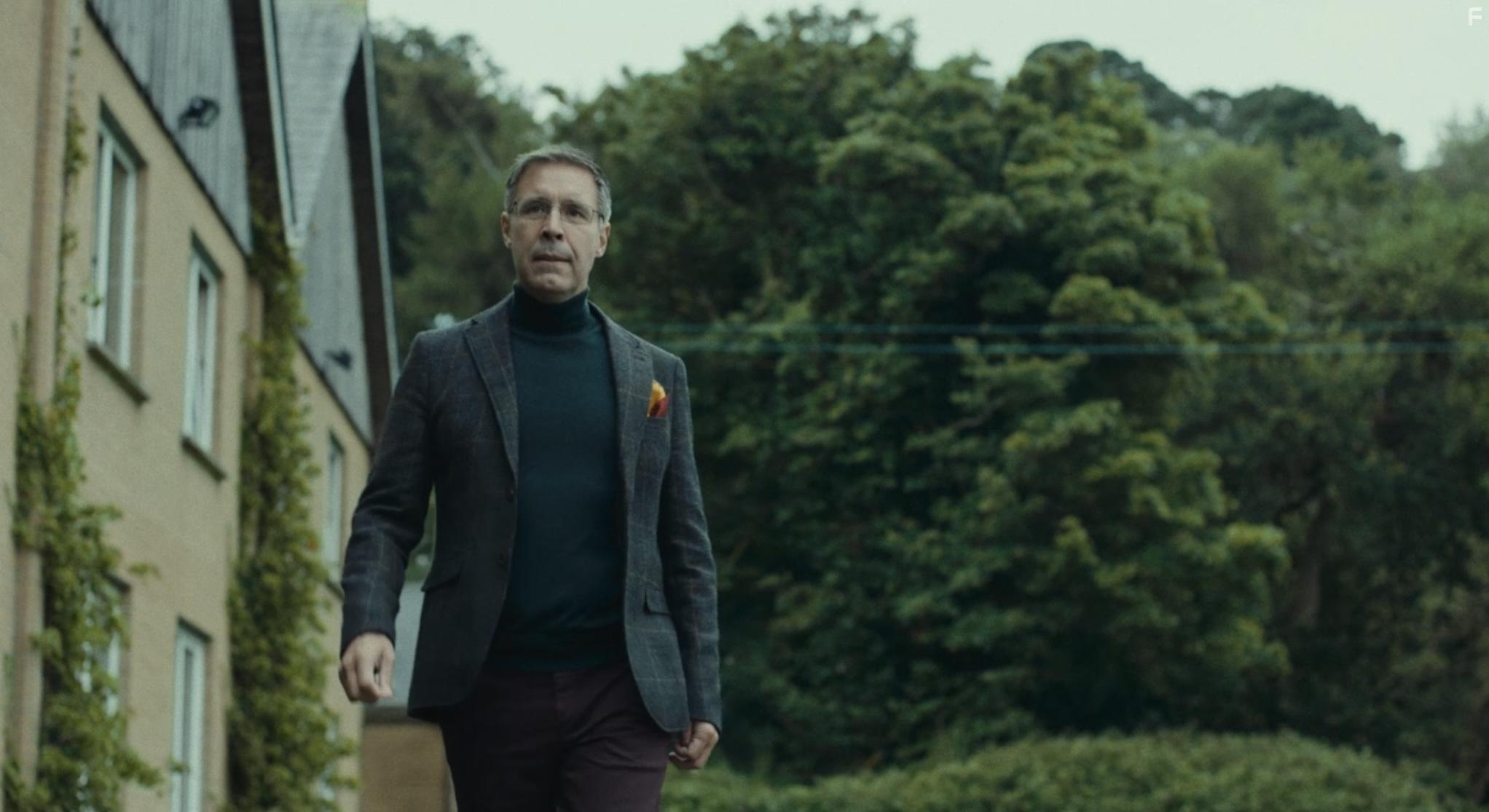 Paddy Considine in Wolf (2021)