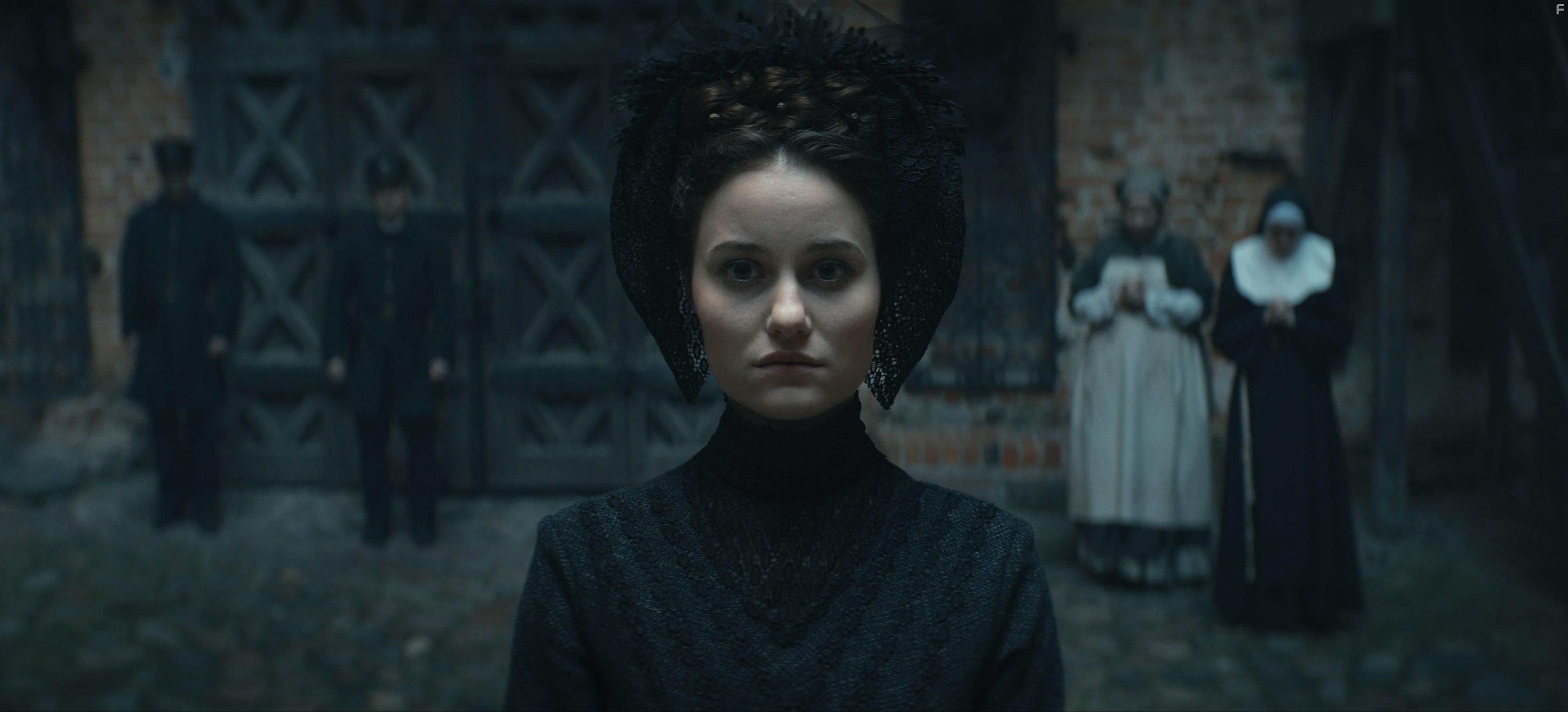 Dominique Devenport in Sisi (2021)