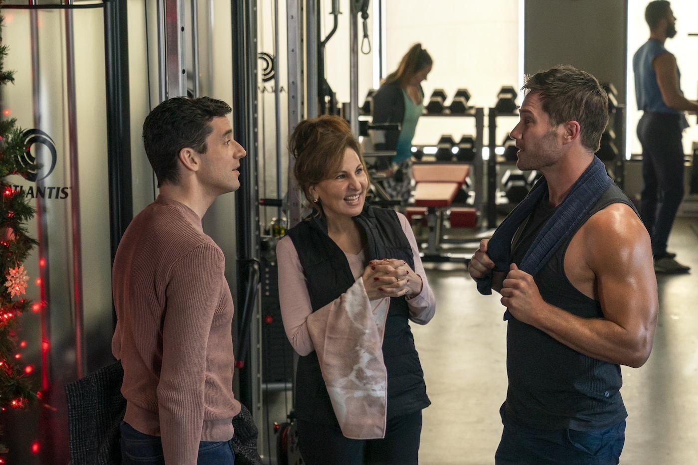 Kathy Najimy, Michael Urie, and Luke Macfarlane in Single All the Way (2021)